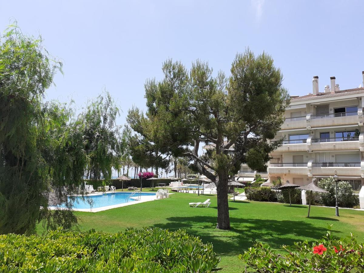 Apartamento Bahia Blanca Vilanova i la Geltrú Buitenkant foto
